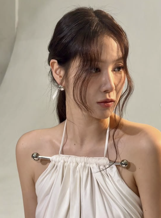 소유. 사진=공식 SNS