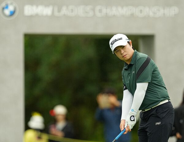 16일 전남 해남군 파인비치 골프링크스(파72)에서 열린 미국여자프로골프(LPGA) 투어 BMW 레이디스 챔피언십(총상금 230만달러) 1라운드에서 지은희가 티샷을 날리고 있다. /사진=BMW 레이디스 챔피언십 대회 조직위원회