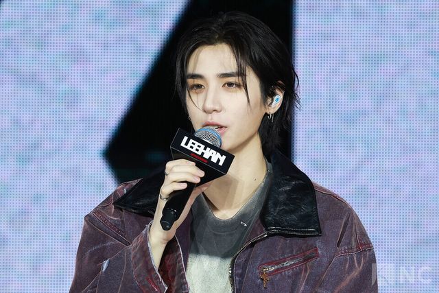 그룹 보이넥스트도어(BOYNEXTDOOR) 이한이 20일 오후 2시 서울 강서구 KBS아레나에서 진행된 미니 5집 ‘디 액션(The Action)’ 발매 기념 쇼케이스에서 소감을 말하고 있다. 사진=김규빈 기자