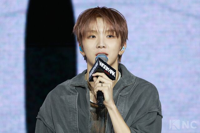 그룹 보이넥스트도어(BOYNEXTDOOR) 20일 오후 2시 서울 강서구 KBS아레나에서 진행된 미니 5집 ‘디 액션(The Action)’ 발매 기념 쇼케이스에서 소감을 말하고 있다. 사진=김규빈 기자