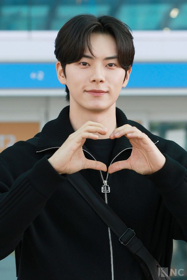 배우 이채민이 21일 오후 4시 폭군의 셰프 포상 휴가 참석 차 인천국제공항 제2여객터미널을 통해 베트남 다낭으로 출국하고 있다. 사진=김규빈 기자