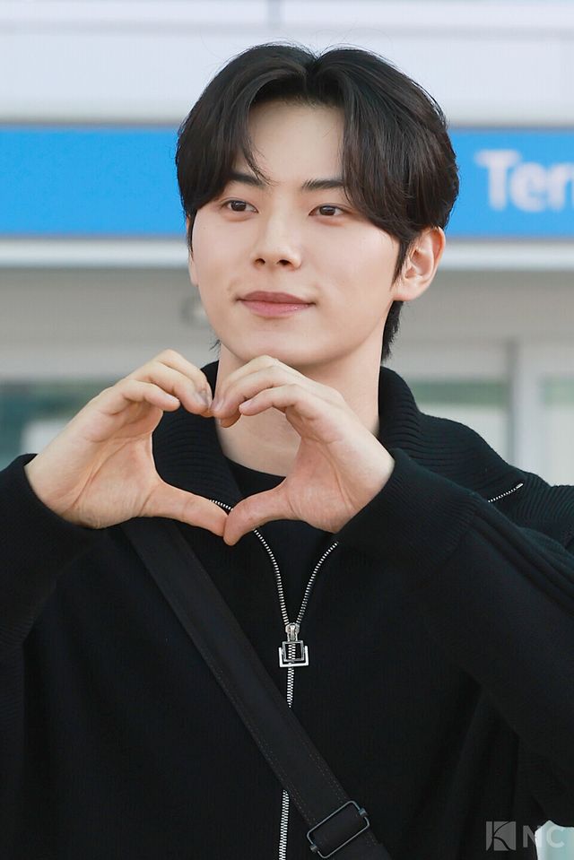 배우 이채민이 21일 오후 4시 폭군의 셰프 포상 휴가 참석 차 인천국제공항 제2여객터미널을 통해 베트남 다낭으로 출국하고 있다. 사진=김규빈 기자