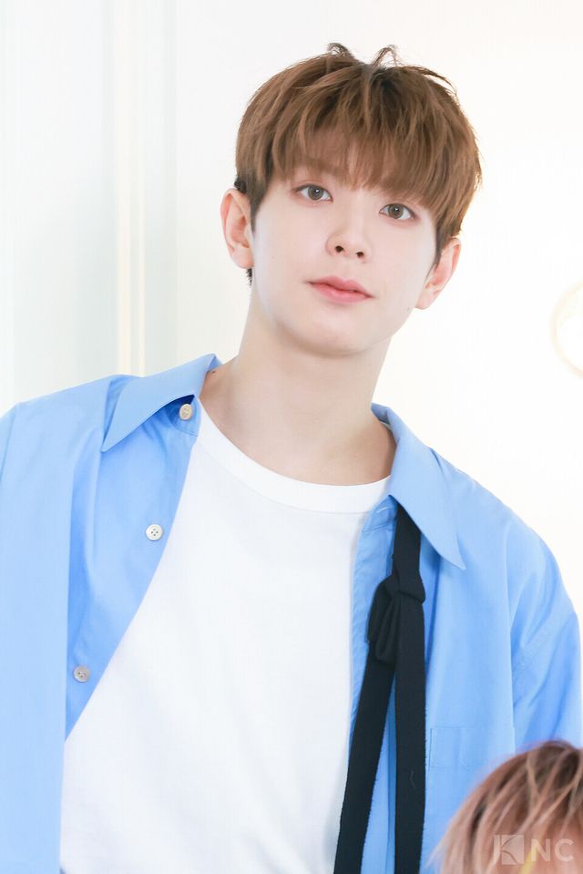 그룹 넥스지(NEXZ) 유키가 23일 오후 3시 서울 성동구 모처에서 진행된 ‘비트복서(Beat-Boxer)’ 발매 기념 포토콜에서 포즈를 취하고 있다. 사진=김규빈 기자