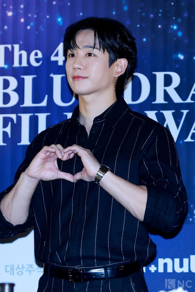 배우 정해인이 29일 오전 11시 서울 영등포구 CGV여의도에서 진행된 제46회 청룡영화상 핸드프린팅 행사에 참석했다. 사진=김규빈 기자