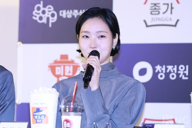 배우 김고은이 29일 오전 11시 서울 영등포구 CGV여의도에서 진행된 제46회 청룡영화상 핸드프린팅 행사에 참석했다. 사진=김규빈 기자