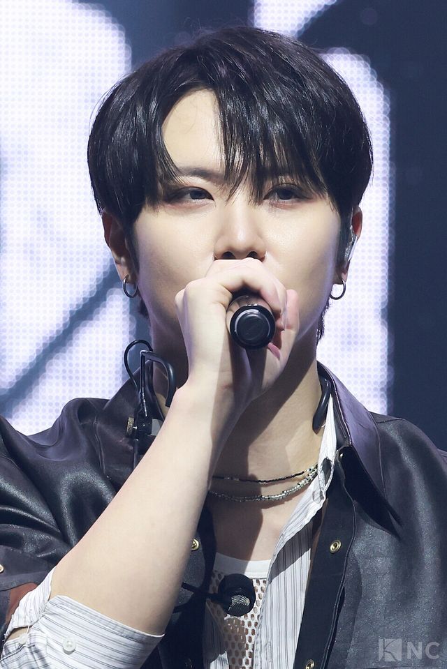 그룹 위아이(WEi) 김동한이 29일 오후 2시 서울 광진구 예스24라이브홀에서 진행된 미니 8집 ‘원더랜드(Wonderland)’ 발매 기념 쇼케이스에 참석했다. 사진=김규빈 기자