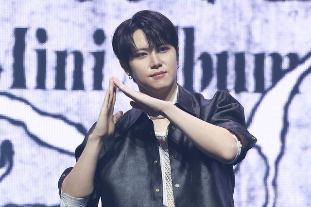 그룹 위아이(WEi) 김동한이 29일 오후 2시 서울 광진구 예스24라이브홀에서 진행된 미니 8집 ‘원더랜드(Wonderland)’ 발매 기념 쇼케이스에 참석했다. 사진=김규빈 기자