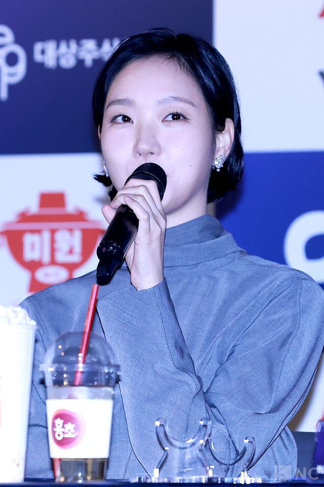 배우 김고은이 29일 오전 11시 서울 영등포구 CGV여의도에서 진행된 제46회 청룡영화상 핸드프린팅 행사에 참석했다. 사진=김규빈 기자