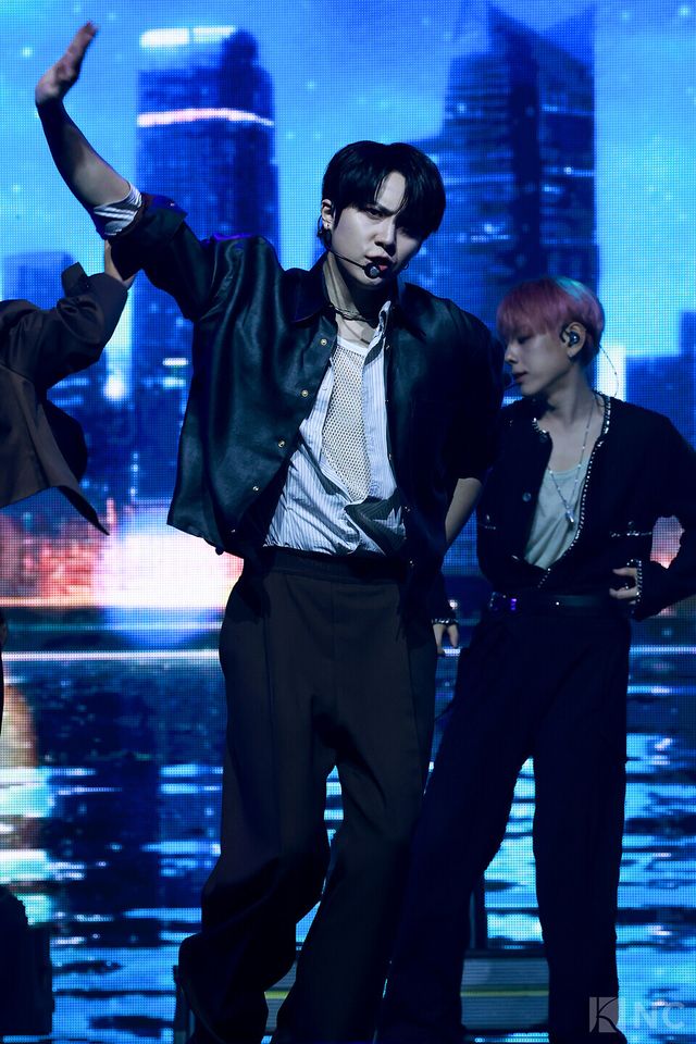 그룹 위아이(WEi) 김동한이 29일 오후 2시 서울 광진구 예스24라이브홀에서 진행된 미니 8집 ‘원더랜드(Wonderland)’ 발매 기념 쇼케이스에 참석했다. 사진=김규빈 기자