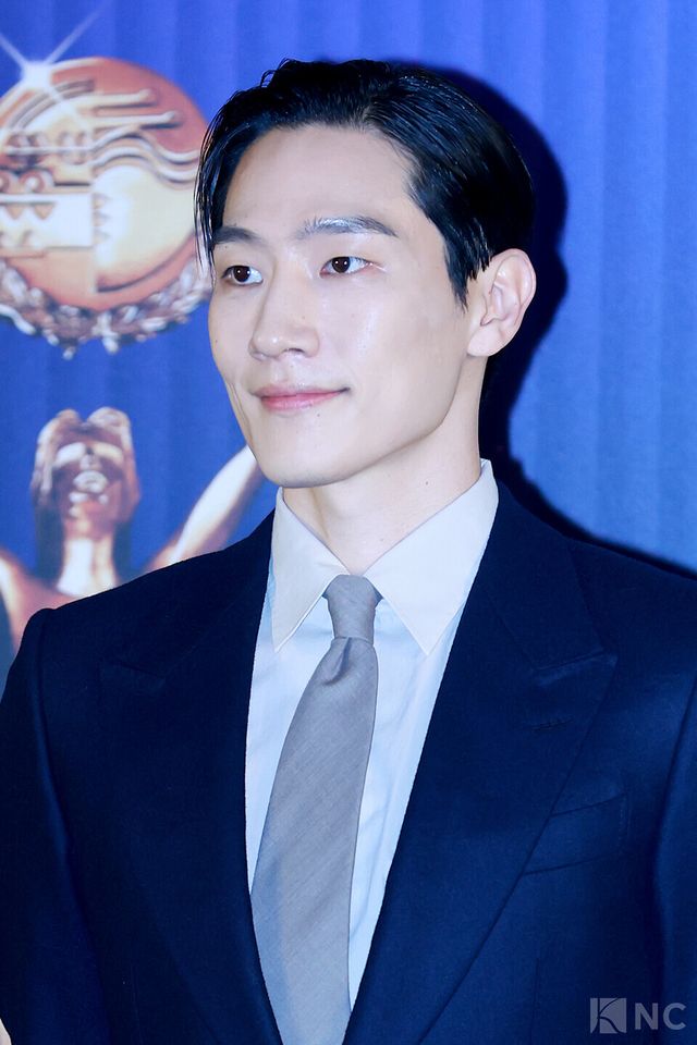 배우 노상현이 29일 오전 11시 서울 영등포구 CGV여의도에서 진행된 제46회 청룡영화상 핸드프린팅 행사에서 포즈를 취하고 있다. 사진=김규빈 기자