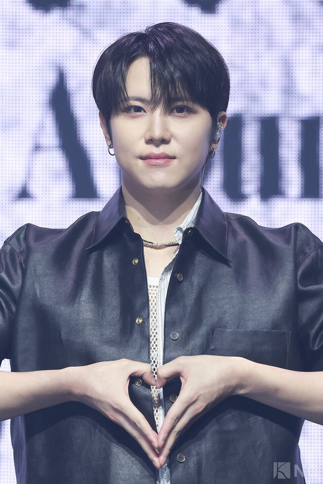 그룹 위아이(WEi) 김동한이 29일 오후 2시 서울 광진구 예스24라이브홀에서 진행된 미니 8집 ‘원더랜드(Wonderland)’ 발매 기념 쇼케이스에 참석했다. 사진=김규빈 기자