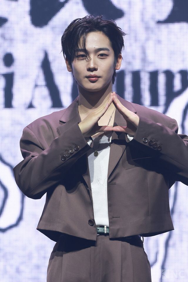 그룹 위아이(WEi) 김요한이 29일 오후 2시 서울 광진구 예스24라이브홀에서 진행된 미니 8집 ‘원더랜드(Wonderland)’ 발매 기념 쇼케이스에 참석했다. 사진=김규빈 기자