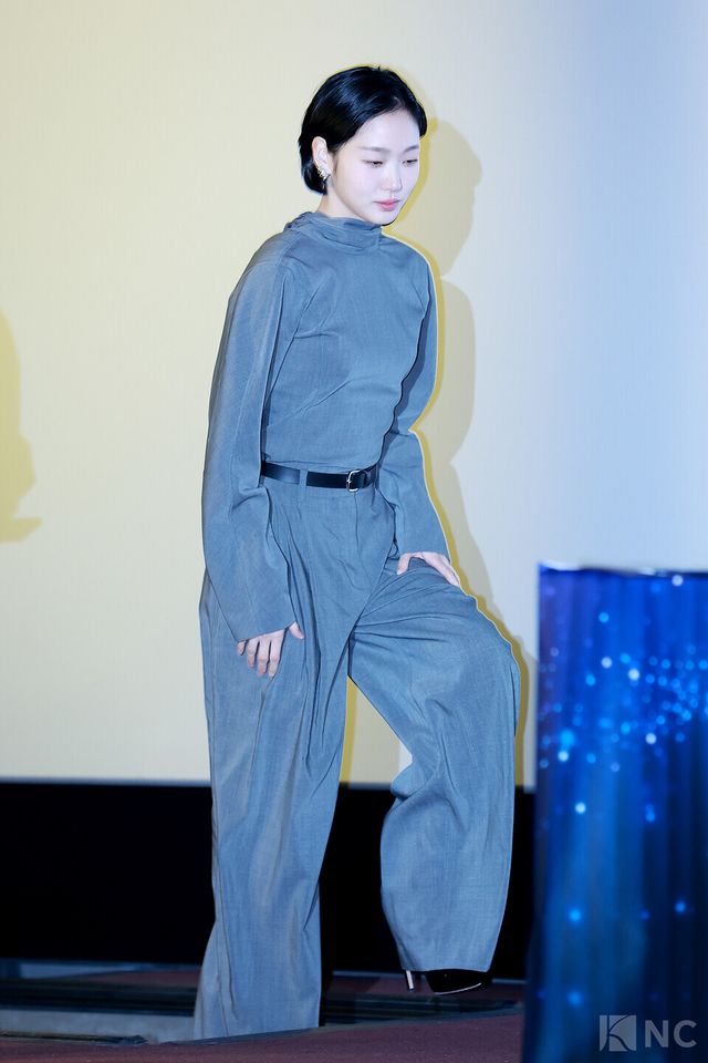 배우 김고은이 29일 오전 11시 서울 영등포구 CGV여의도에서 진행된 제46회 청룡영화상 핸드프린팅 행사에 참석했다. 사진=김규빈 기자