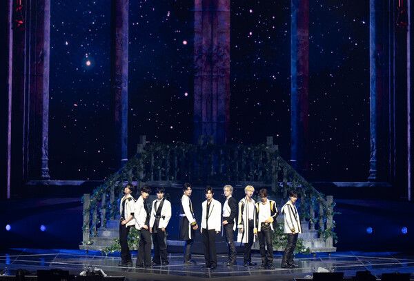 3일 서울 송파구 올림픽공원 KSPO DOME에서는 제로베이스원(ZEROBASEONE) 월드투어 'HERE & NOW'(히어 앤 나우) 1회차 공연이 열렸다.&nbsp;사진=웨이크원