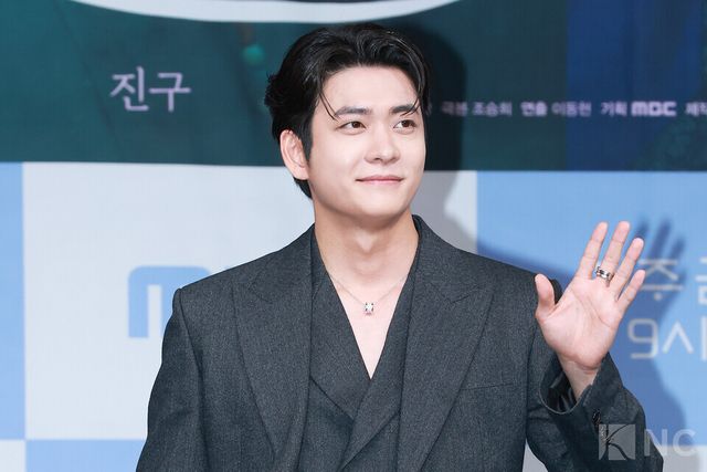 배우 강태오가 30일 오전 11시 서울 마포구 상암 MBC사옥 골든마우스홀에서 진행된 MBC 새 금토드라마 ‘이강에는 달이 흐른다’(극본 조승희/연출 이동현) 제작발표회에 참석했다. 사진=김규빈 기자