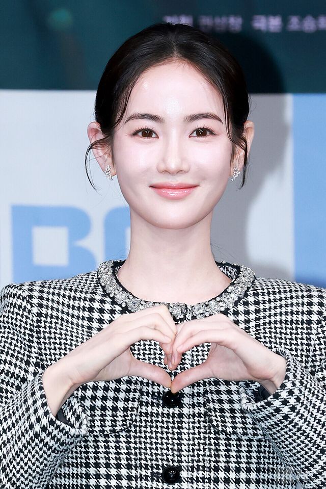 배우 홍수주가 30일 오전 11시 서울 마포구 상암 MBC사옥 골든마우스홀에서 진행된 MBC 새 금토드라마 ‘이강에는 달이 흐른다’(극본 조승희/연출 이동현) 제작발표회에 참석했다. 사진=김규빈 기자