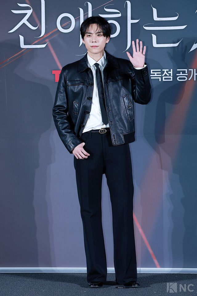 배우 김도훈이 30일 오후 2시 서울 용산구 CGV&nbsp;용산아이파크몰에서 진행된 티빙 오리지널 시리즈 ‘친애하는 X’ 제작발표회에 참석했다. 사진=김규빈 기자