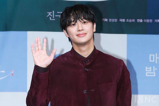 배우 이신영이 30일 오전 11시 서울 마포구 상암 MBC사옥 골든마우스홀에서 진행된 MBC 새 금토드라마 ‘이강에는 달이 흐른다’(극본 조승희/연출 이동현) 제작발표회에 참석했다. 사진=김규빈 기자