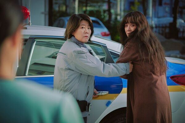 영화 '하얀 차를 탄 여자'. 사진=㈜바이포엠스튜디오