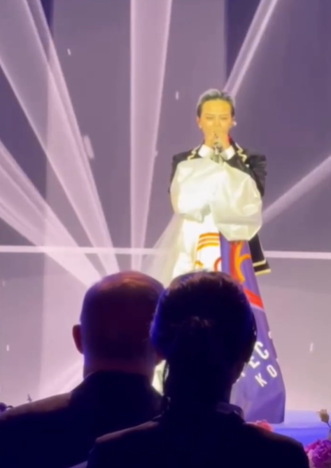 말레이시아 총리 안와르 이브라힘이 공개한 지드래곤 영상.