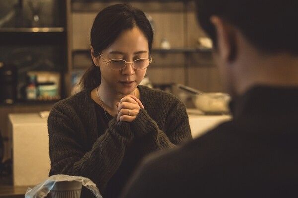 영화 '구원자' 송지효. 사진=㈜마인드마크&nbsp;/&nbsp;스튜디오&nbsp;빅어스