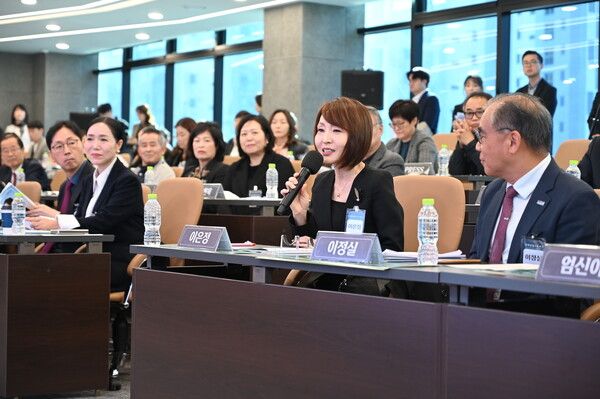 10일 오전 부산 광안신협 신사옥 6층에서 ‘가자, 문화관광수도 부산’ 정책토론회가 열렸다. 사진=정연욱 국회의원실