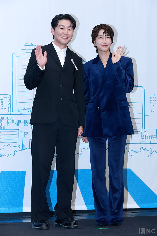 배우 허준석, 진서연이 10일 오후 2시 서울 마포구 상암 스탠포드호텔 코리아에서 진행된 티비 조선 월화미니시리즈 ‘다음생은 없으니까’(극본 신이원/연출 김정민)에서 포즈를 취하고 있다. 사진=김규빈 기자