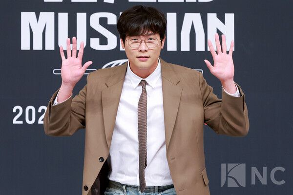 배우 최다니엘이 12일 서울 양천구 SBS목동 사옥에서 진행된 SBS 신규 오디션 ‘베일드 뮤지션’ 제작발표회에서 포즈를 취하고 있다. 사진=김규빈 기자