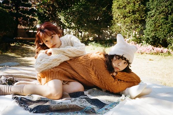 여성듀오 여동생.