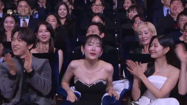 제46회 청룡영화상'에서 여우조연상을 수상한 배우 박지현. 사진=KBS