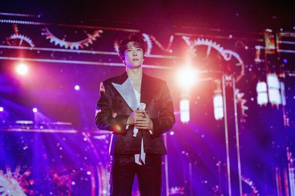 가수 에녹 ‘광클콘’ 이미지. 사진=EMK엔터테인먼트