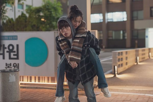 '만약에 우리' 구교환-문가영. 사진=쇼박스