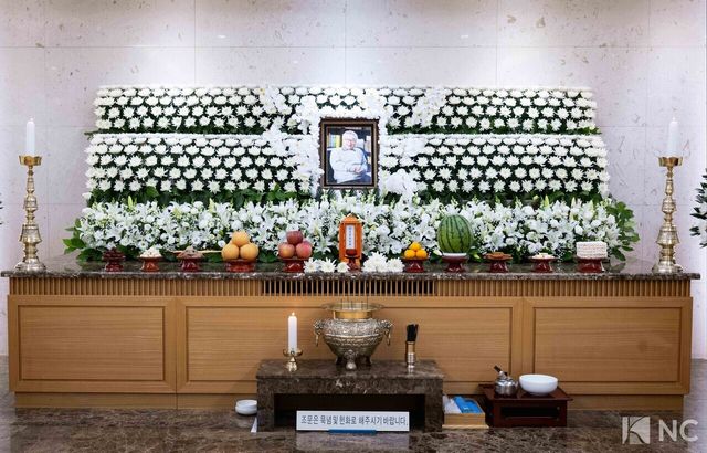배우 故 이순재의 빈소가 지난 25일 서울아산병원 장례식장에 마련됐다. 사진=사진공동취재단