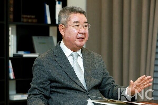 27일 오전, 경기 안산시 더헤븐리조트에서는 KLPGA 대회 ‘인카금융그룹 더헤븐마스터즈 2026 개최 조인식’이 진행됐다. 권모세 더헤븐리조트 회장은 이번 협력을 통해 성공적인 대회운영과 함께 지속적인 상생발전의 계기를 만들어갈 것을 염원했다. 사진=김규빈기자