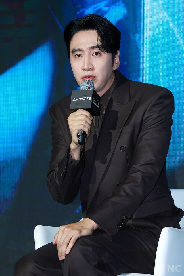 배우 이광수가 3일 오전 11시 서울 영등포구 콘래드 서울 호텔에서 진행된 디즈니+ 오리지널 시리즈 '조각도시’(각본 오상호/연출 박신우) 제작발표회에 참석했다. 사진=김규빈 기자