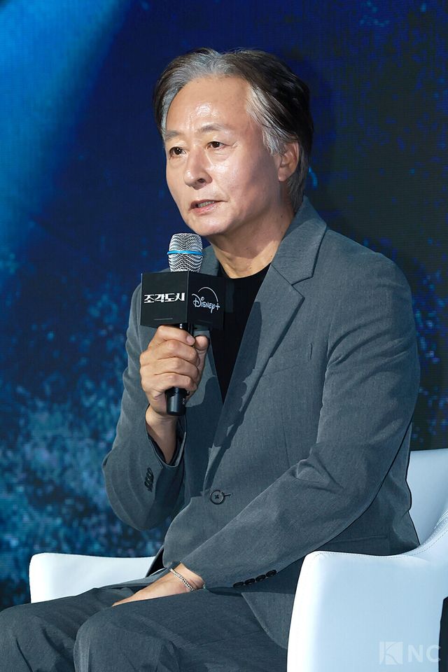 배우 김종수가 3일 오전 11시 서울 영등포구 콘래드 서울 호텔에서 진행된 디즈니+ 오리지널 시리즈 '조각도시’(각본 오상호/연출 박신우) 제작발표회에 참석했다. 사진=김규빈 기자