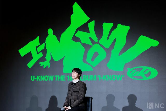 그룹 동방신기(TVXQ!) 유노윤호가 5일 오후 2시 서울 송파구 소피텔 앰배서더 서울 호텔에서 진행된 정규 1집 ‘아이-노(I-KNOW)’ 발매 기념 기자간담회에서 소감을 말하고 있다. 사진=김규빈 기자