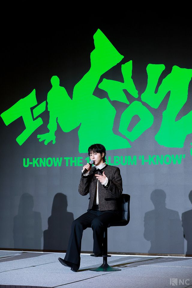 그룹 동방신기(TVXQ!) 유노윤호가 5일 오후 2시 서울 송파구 소피텔 앰배서더 서울 호텔에서 진행된 정규 1집 ‘아이-노(I-KNOW)’ 발매 기념 기자간담회에서 소감을 말하고 있다. 사진=김규빈 기자