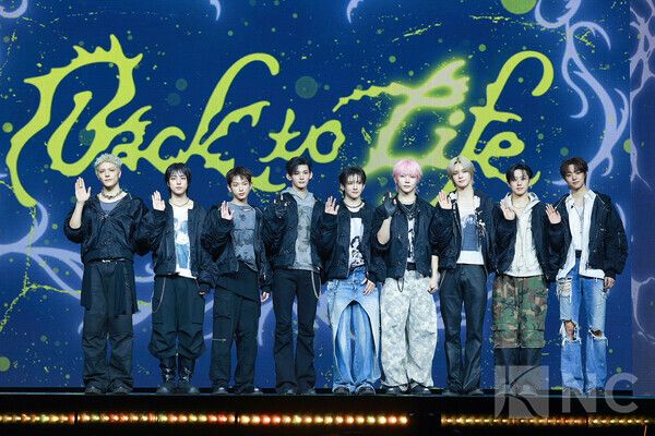 28일 서울 용산구 블루스퀘어 SOL트래블홀에서는 &TEAM(앤팀) 한국 첫 미니 'Back to Life'(백 투 라이프) 발매기념 쇼케이스가 열렸다.&nbsp;사진=김규빈 기자