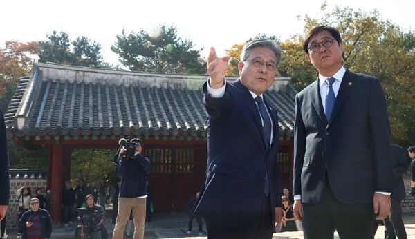 최휘영 문화체육관광부 장관이 7일 서울 종로구 세계유산 종묘를 찾았다. 사진=문화체육관광부