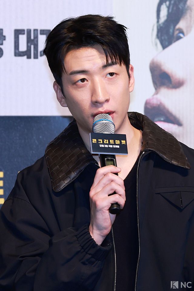 배우 유수빈이 1일 서울 송파구 롯데시네마 월드타워점에서 진행된 영화 ‘콘크리트 마켓’(감독 홍기원) 언론배급시사회 및 기자간담회에서 소감을 말하고 있다. 사진=김규빈 기자