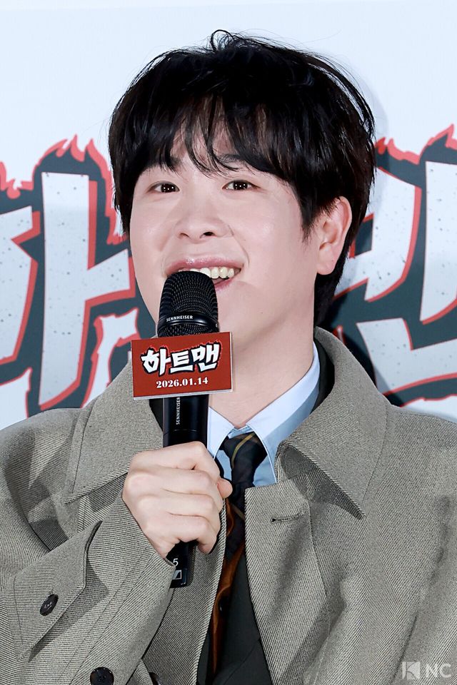 가수 겸 배우 표지훈이 11일 오전 서울 광진구 롯데시네마 건대입구에서 진행된 영화 ‘하트맨’(감독 최원섭) 제작보고회에서 소감을 말하고 있다. 사진=김규빈 기자