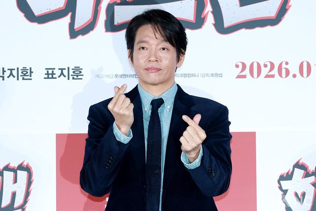 배우 박지환이 11일 오전 서울 광진구 롯데시네마 건대입구에서 진행된 영화 ‘하트맨’(감독 최원섭) 제작보고회에서 포즈를 취하고 있다. 사진=김규빈 기자