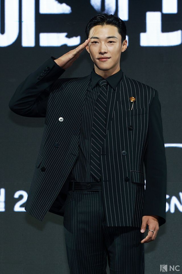 배우 우도환이 15일 오전 서울 강남구 그랜드 인터컨티넨탈 서울 파르나스 호텔에서 진행된 디즈니 플러스 오리지널 시리즈 ‘메이드 인 코리아’(각본 박은교/연출 우민호) 제작발표회에서 포즈를 취하고 있다. 사진=김규빈 기자