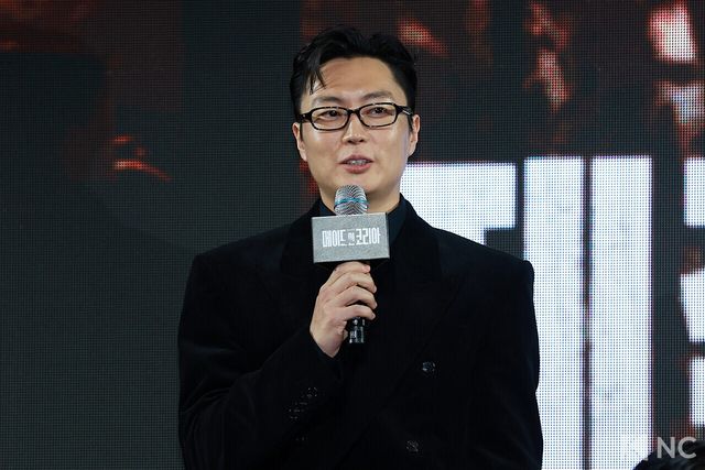 배우 노재원이 15일 오전 서울 강남구 그랜드 인터컨티넨탈 서울 파르나스 호텔에서 진행된 디즈니 플러스 오리지널 시리즈 ‘메이드 인 코리아’(각본 박은교/연출 우민호) 제작발표회에서 소감을 말하고 있다. 사진=김규빈 기자