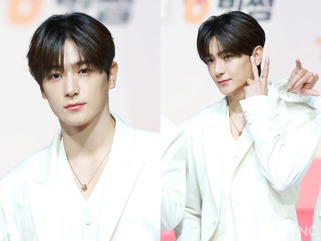 그룹 더보이즈(THE BOYZ) 현재가 25일 인천시 중구 운서동 인스파이어 아레나에서 진행된 ‘2025 SBS&nbsp;가요대전’ 공연에 앞서 레드카펫을 밟고 있다. 사진=김규빈 기자