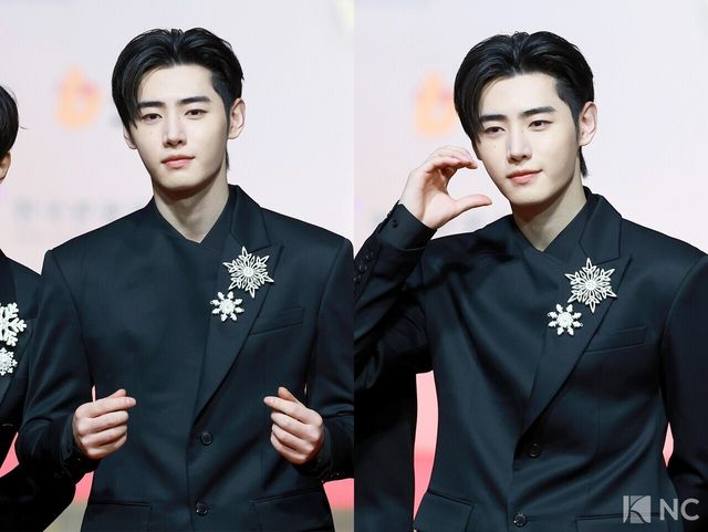 그룹 엔하이픈(ENHYPEN) 성훈이 25일 인천시 중구 운서동 인스파이어 아레나에서 진행된 ‘2025 SBS&nbsp;가요대전’ 공연에 앞서 레드카펫을 밟고 있다. 사진=김규빈 기자