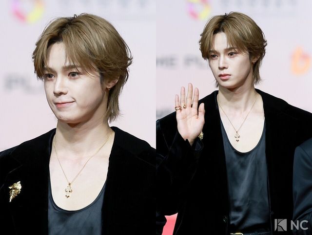 그룹 앤팀(&TEAM) 케이가 25일 인천시 중구 운서동 인스파이어 아레나에서 진행된 ‘2025 SBS&nbsp;가요대전’ 공연에 앞서 레드카펫을 밟고 있다. 사진=김규빈 기자