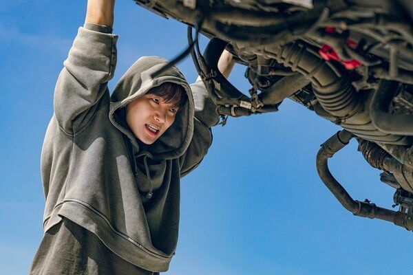 Cashero. Lee Jun-ho. Photo by Netflix