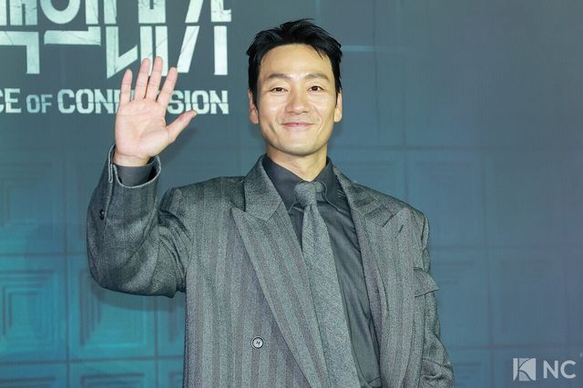 배우 박해수가 3일 오후 서울 용산구 CGV용산아이파크몰에서 진행된 넷플릭스 시리즈 ‘자백의 대가’(감독 이정효) 언론배급시사회 및 기자간담회에서 포즈를 취하고 있다. 사진=김규빈 기자